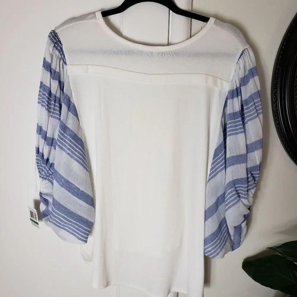 K&C Wing Sleeve High Low Blouse - Picture 7 of 7
